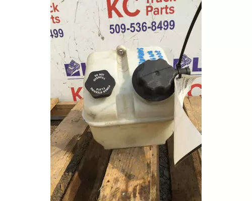 WESTERN STAR 5700XE POWER STEERING RESERVOIR