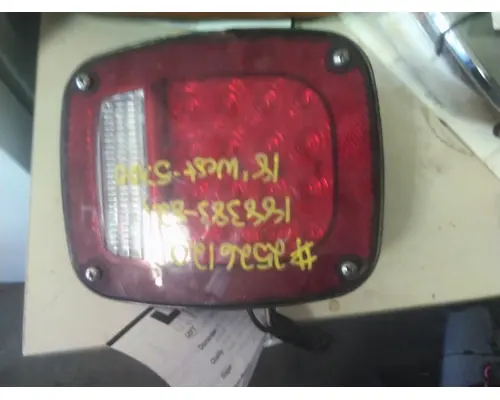 WESTERN STAR 5700XE STOP TURN TAIL LAMP
