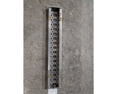 WESTERN STAR 5700XE TANK STEP