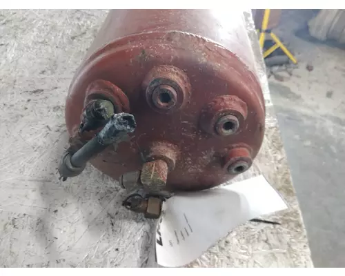 WESTERN STAR 5700 AIR TANK