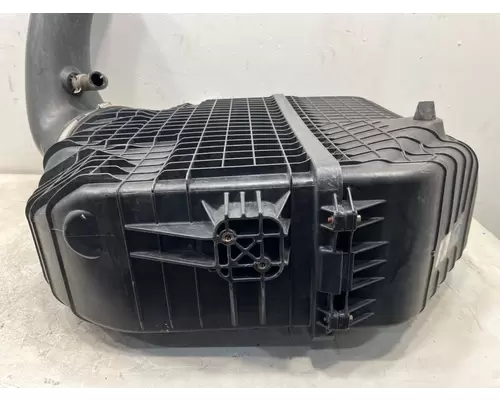 WESTERN STAR 5700 Air Cleaner