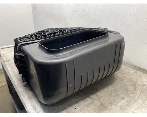 WESTERN STAR 5700 Air Cleaner