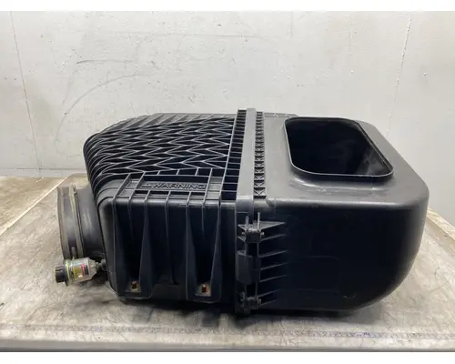 WESTERN STAR 5700 Air Cleaner