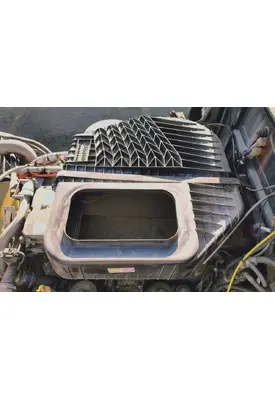 WESTERN STAR 5700 Air Cleaner