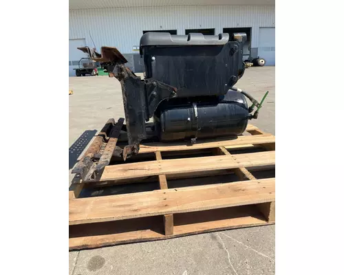 WESTERN STAR 5700 Battery Box