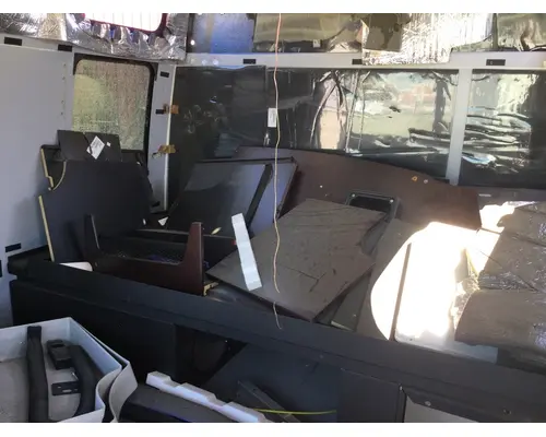 WESTERN STAR 5700 CAB ASSEMBLY