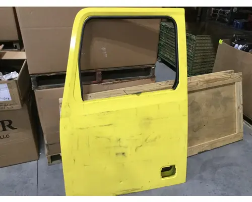 WESTERN STAR 5700 DOOR-FRONT