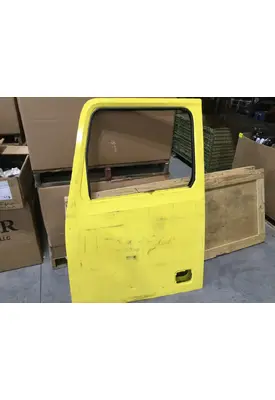 WESTERN STAR 5700 DOOR-FRONT