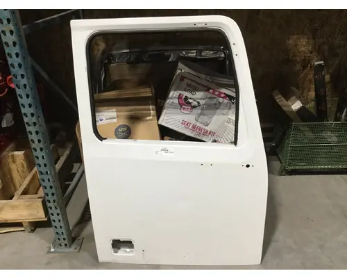 WESTERN STAR 5700 DOOR-FRONT