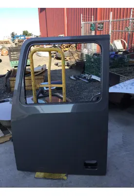 WESTERN STAR 5700 DOOR-FRONT