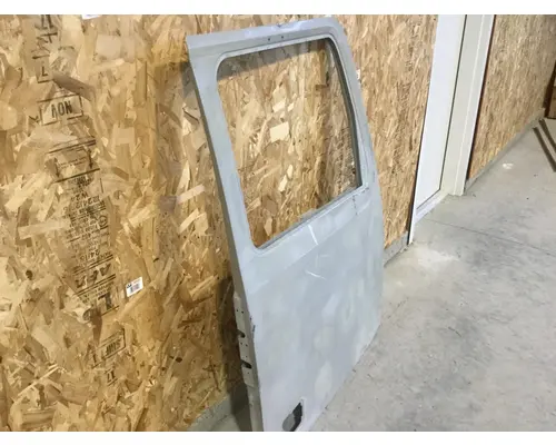 WESTERN STAR 5700 DOOR-FRONT