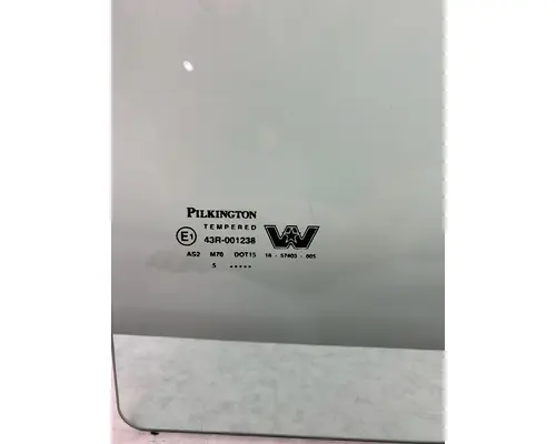 WESTERN STAR 5700 DOOR GLASS