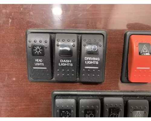 WESTERN STAR 5700 Dash  Console Switch