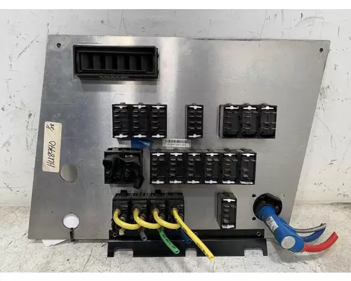WESTERN STAR 5700 Dash  Console Switch