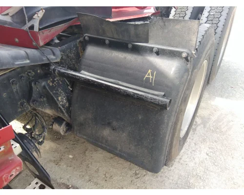 WESTERN STAR 5700 FENDER, QUARTERHALF REAR