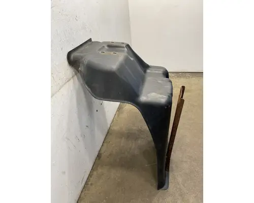 WESTERN STAR 5700 Fender Extension