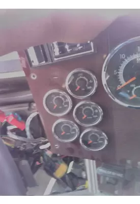 WESTERN STAR 5700 GAUGE CLUSTER