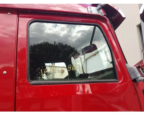 WESTERN STAR 5700 GLASS, DOOR, FRONT
