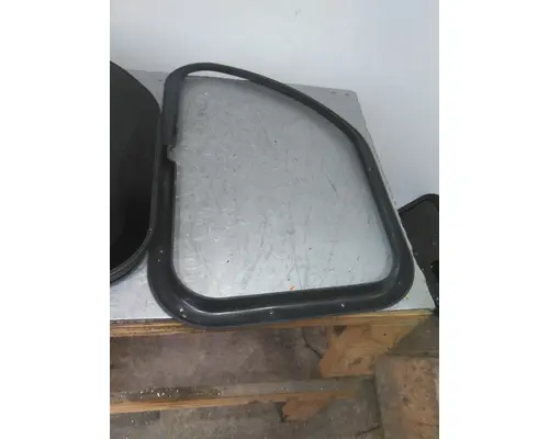 WESTERN STAR 5700 GLASS, SLEEPER