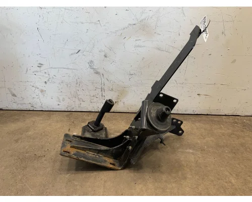 WESTERN STAR 5700 Hood Hinge