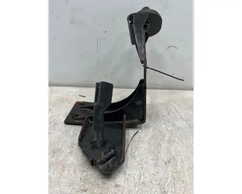 WESTERN STAR 5700 Hood Hinge