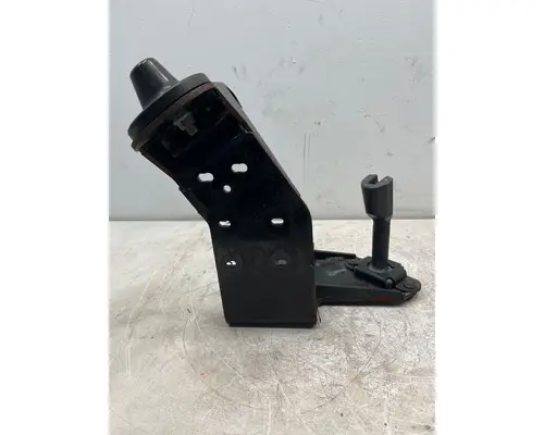 WESTERN STAR 5700 Hood Hinge