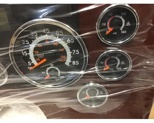 WESTERN STAR 5700 INSTRUMENT CLUSTER