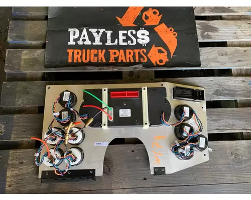 WESTERN STAR 5700 Instrument Cluster