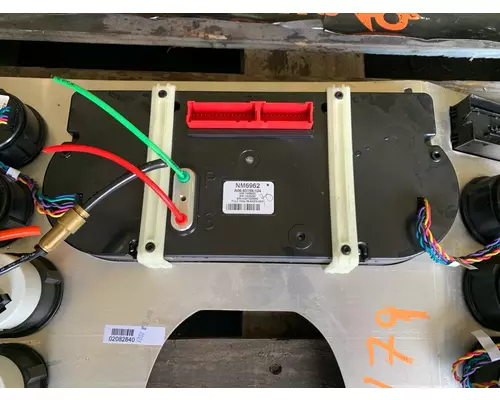 WESTERN STAR 5700 Instrument Cluster