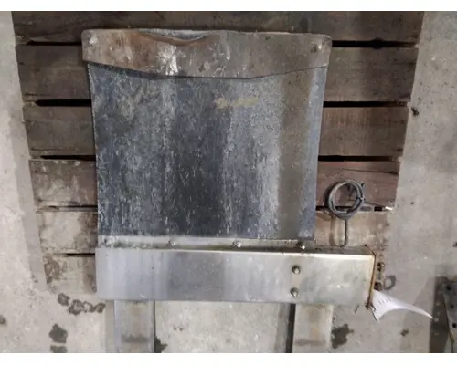 WESTERN STAR 5700 MUD FLAP HANGER