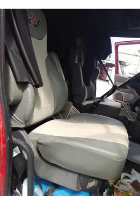WESTERN STAR 5700 SEAT, FRONT