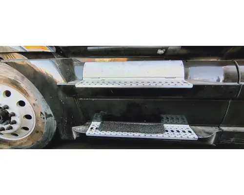 WESTERN STAR 5700 Side Fairing