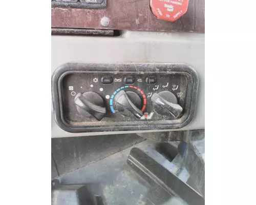 WESTERN STAR 5700 TEMPERATURE CONTROL