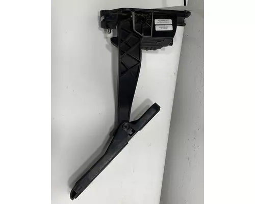 WESTERN STAR 5700 Throttle Pedal