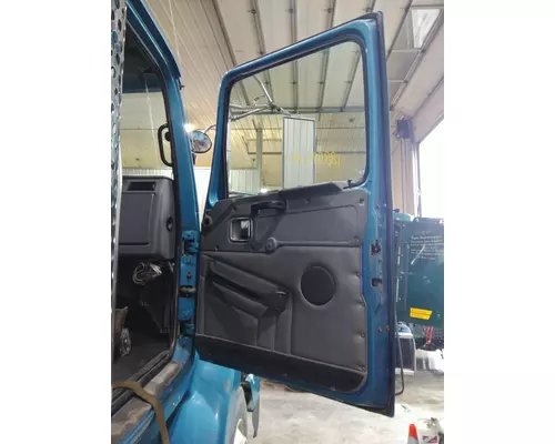 WESTERN STAR 5900 DOOR ASSEMBLY, FRONT