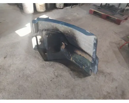 WESTERN STAR 5900 FENDER EXTENSION