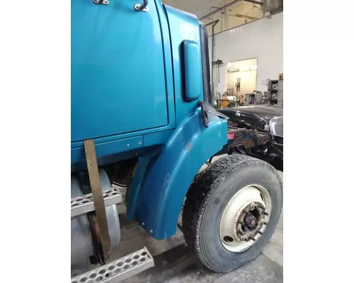 WESTERN STAR 5900 FENDER EXTENSION