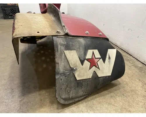 WESTERN STAR 5900 Fender Extension