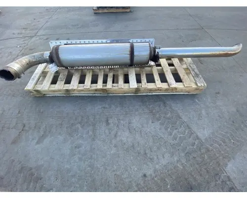 WESTERN STAR 5900 Muffler