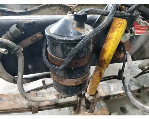 WESTERN STAR 5900 POWER STEERING RESERVOIR