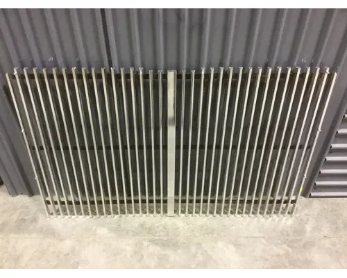 WESTERN STAR 6900 GRILLE