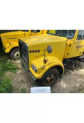WESTERN STAR A17-15835-002 Hood