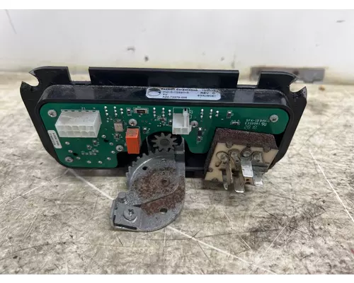 WESTERN STAR A22-73379-005 Temperature Control