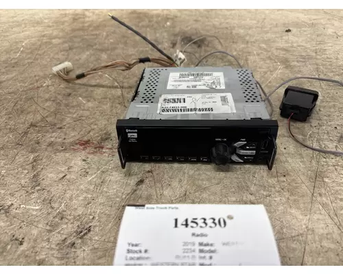 WESTERN STAR A22-74933-000 Radio