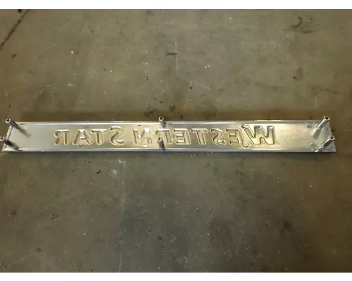 WESTERN STAR CONVENTIONAL  Emblem 