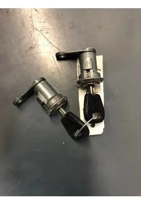 WESTERN STAR MISC LATCHES/LOCKS
