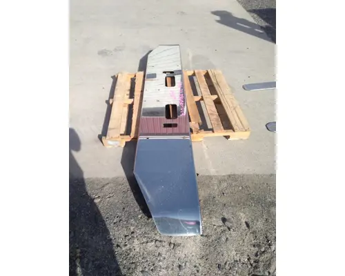 WESTERN STAR  BUMPER-FRONT