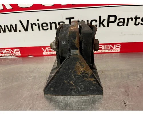 WESTERN STAR  Brackets, Misc.