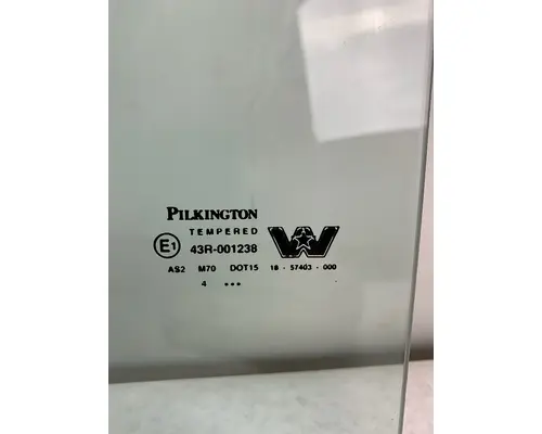 WESTERN STAR  DOOR GLASS