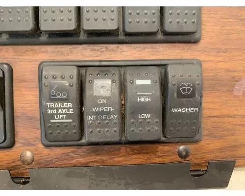 WESTERN STAR  Dash  Console Switch